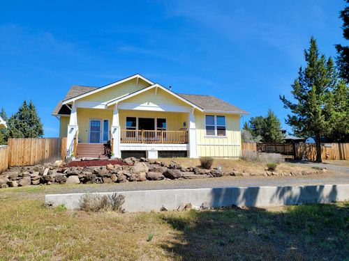 8906 Sw Shad Rd, Terrebonne, OR, 97760-7802 | Card Image