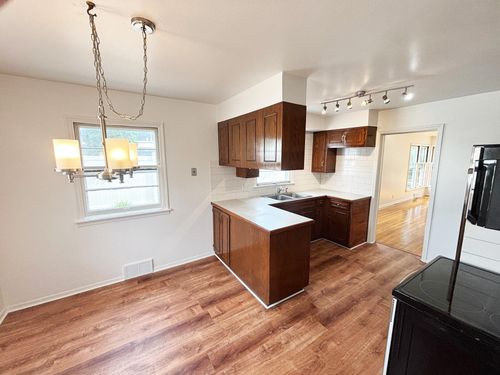 3720 Quebec Ave S, Saint Louis Park, MN, 55426-4343 | Card Image