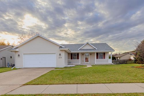4639 Parkwood Dr, Milton, WI, 53563-8981 | Card Image