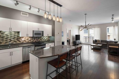 unit-119-401 N 2nd St, Minneapolis, MN, 55401-1579 | Card Image