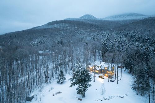 318 Upper Hollow Hill Rd, Stowe, VT, 05672-4510 | Card Image