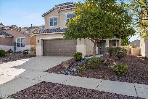 1061 Crescent Falls St, Henderson, NV, 89011-2504 | Card Image