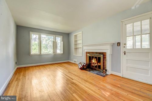 231 Whitmoor Ter, SILVER SPRING, MD, 20901-1523 | Card Image