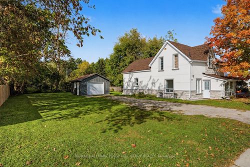132 Queen St W, Elmvale, ON, L0L1P0 | Card Image