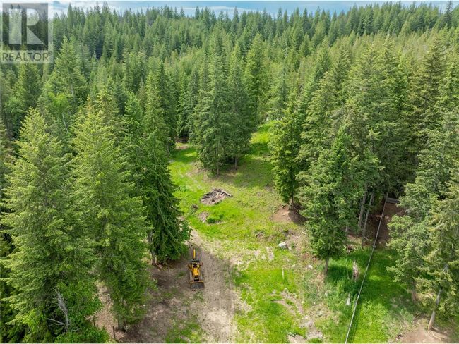 3175 Hautala Rd, Home with 0 bedrooms, 0 bathrooms and null parking in Sorrento BC | Image 5