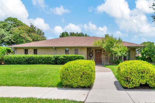2616 Winterplace Cir, Plano, TX, 75075-1918 | Card Image