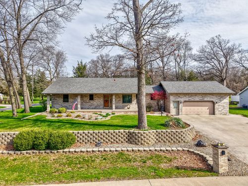 334 S Oak Ln, Streator, IL, 61364-3759 | Card Image