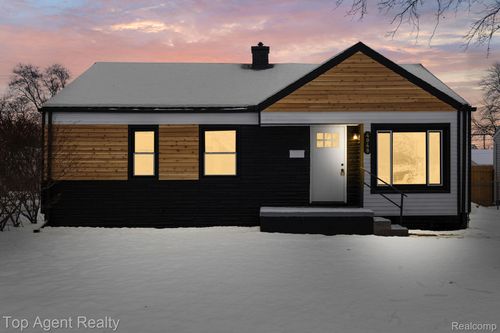 4048 Royal Ave, Berkley, MI, 48072-1458 | Card Image