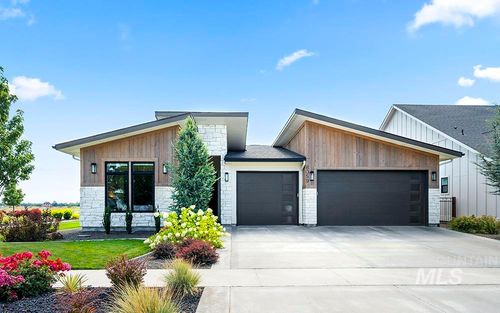 8059 W Corinthia St, Eagle, ID, 83616-4233 | Card Image
