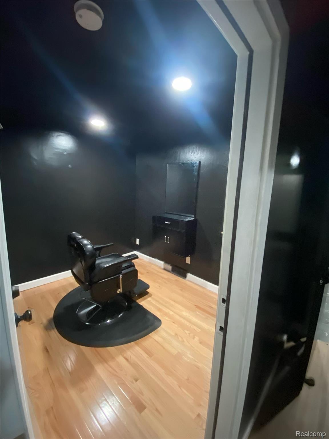 Commercial Sale in Detroit 5