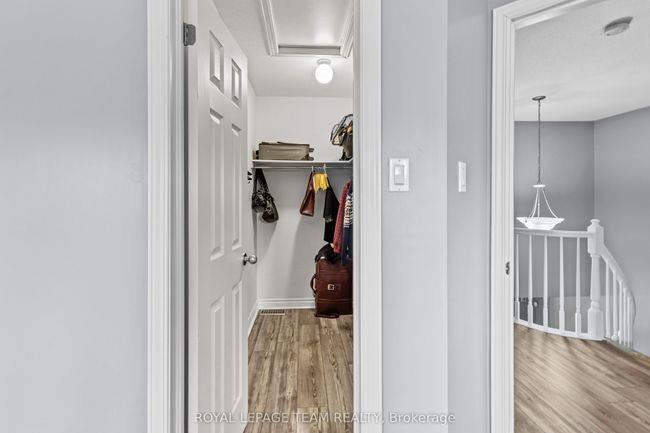 817 Feather Moss Way, House other with 4 bedrooms, 4 bathrooms and 4 parking in Gloucester ON | Image 23