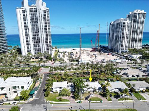 18815 Atlantic Blvd, Sunny Isles Beach, FL, 33160-2418 | Card Image