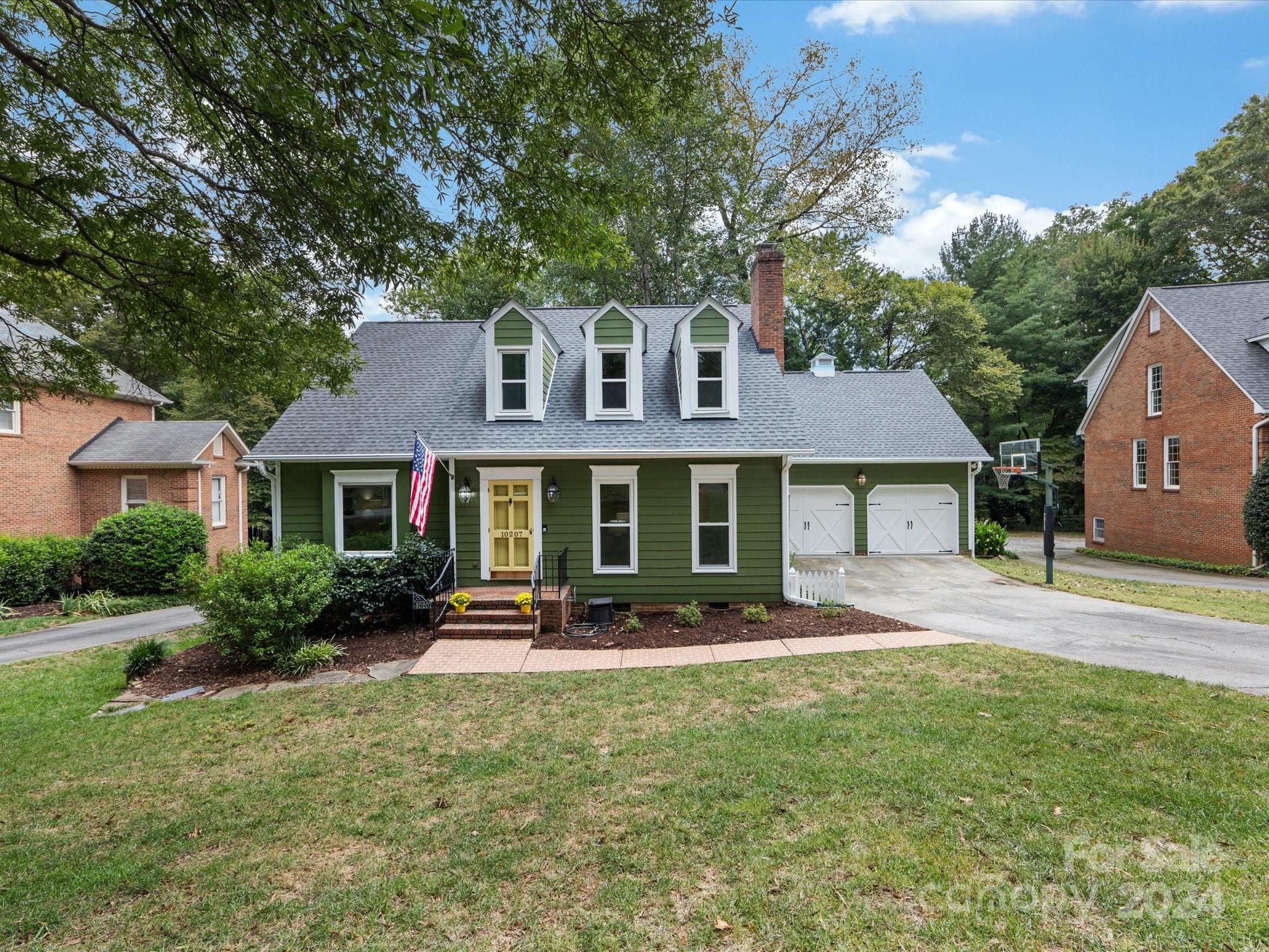 Hanover Woods Pl, Charlotte, NC 28210