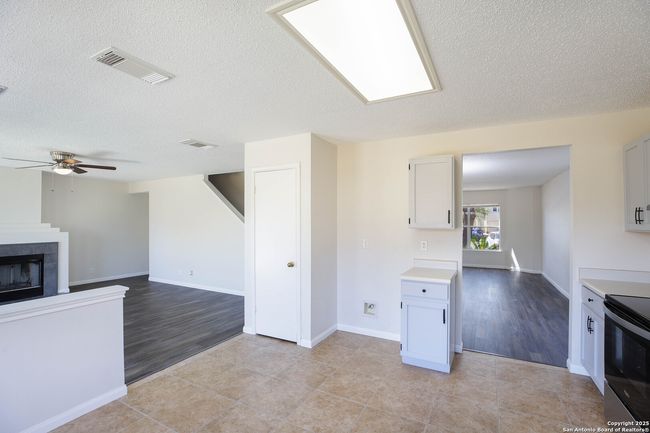 8611 Sierra Spgs, House other with 4 bedrooms, 3 bathrooms and null parking in Converse TX | Image 12