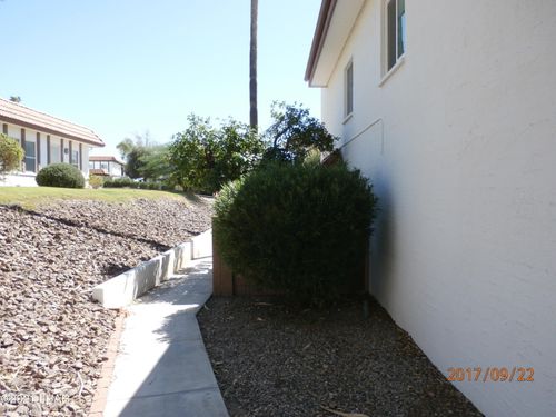 b-1720 Los Lagos Dr, Lake Havasu City, AZ, 86403-6647 | Card Image