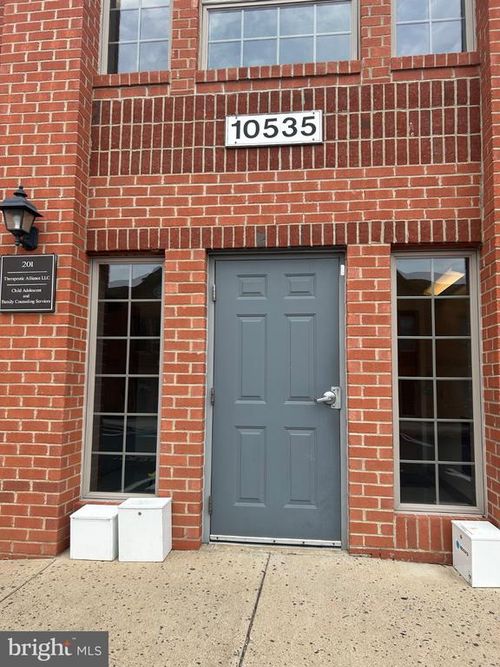 101-10535 Crestwood Dr, MANASSAS, VA, 20109-4417 | Card Image