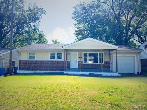 6613 Dunwold Dr, Saint Louis, MO, 63134-1540 | Card Image