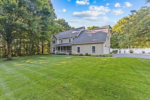 49 Stacy St, Milton, VT, 05468-4162 | Card Image
