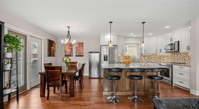 2231 38 St Sw, House detached with 4 bedrooms, 3 bathrooms and 4 parking in Calgary AB | Image 11
