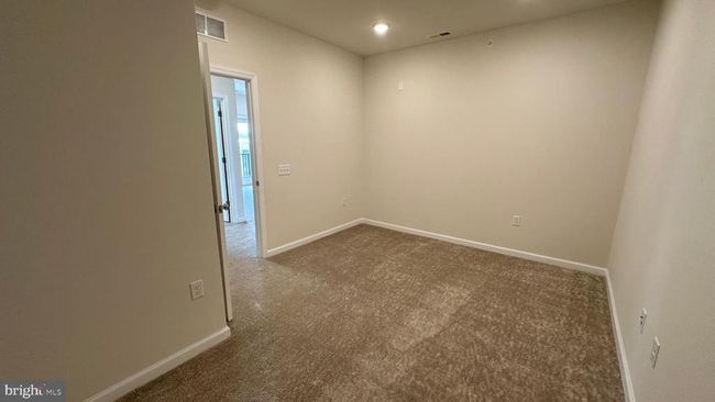 405 - 1 Culvert Dr, Condo with 2 bedrooms, 1 bathrooms and null parking in WEST WINDSOR NJ | Image 29