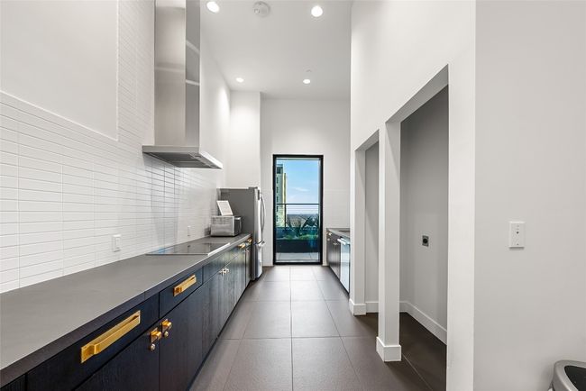 APT-2106 - 70 Rainey St, Condo with 3 bedrooms, 3 bathrooms and 2 parking in Austin TX | Image 13