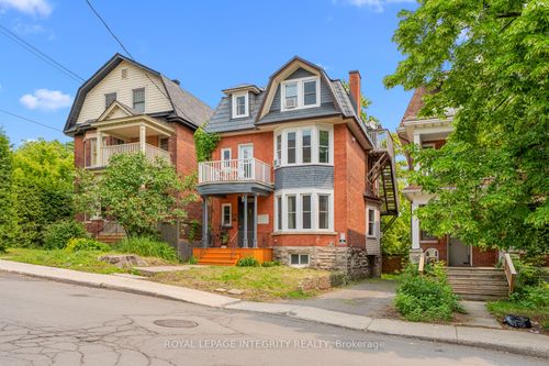 339 Chapel St, Ottawa, ON, K1N7Z5 | Card Image