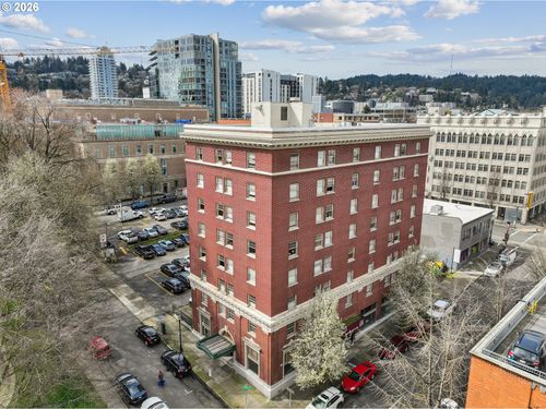 203-1005 Sw Park Ave, Portland, OR, 97205-2433 | Card Image
