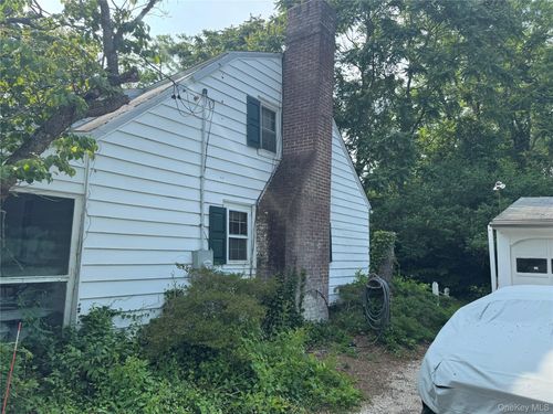 2875 Montauk Hwy, Brookhaven, NY, 11719-9523 | Card Image