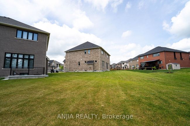 21 Joiner Cir, House other with 5 bedrooms, 5 bathrooms and 5 parking in Whitchurch Stouffville ON | Image 6