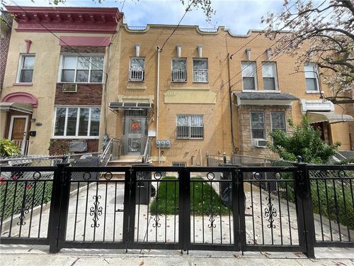 1335 71st St, Brooklyn, NY, 11228-1609 | Card Image