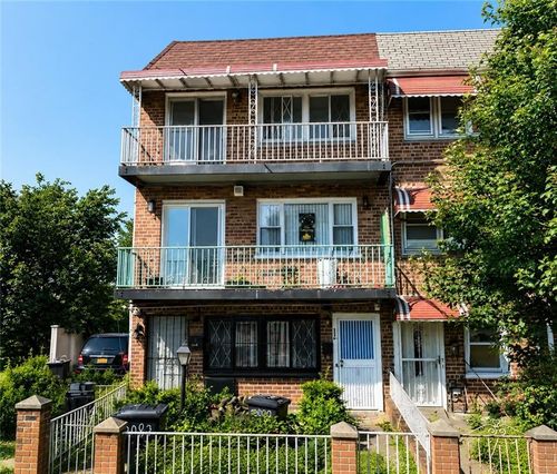 2082 55th Street, Brooklyn, NY, 11234 | Card Image