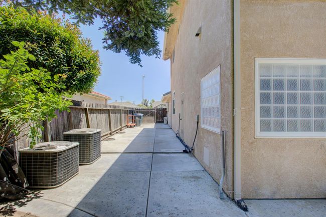 1073 Spring Meadow Drive, House other with 5 bedrooms, 3 bathrooms and null parking in Manteca CA | Image 72