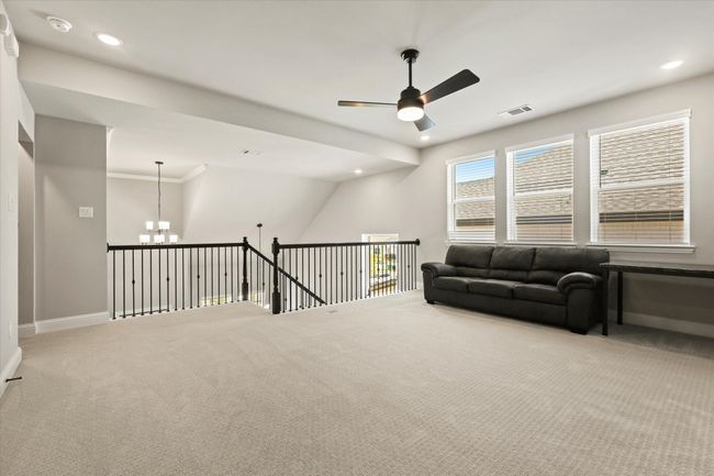 living room upstairs | Image 24