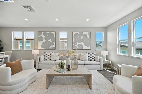 437 Ryan Ter, San Ramon, CA, 94583-1539 | Card Image