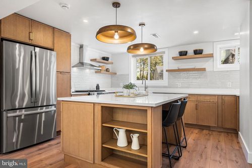 8508 Crowley Place, ALEXANDRIA, VA, 22308 | Card Image