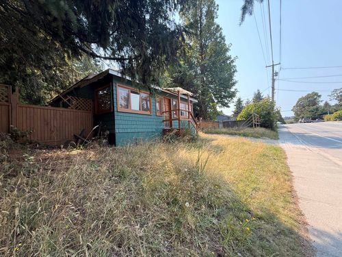 5700 Porpoise Bay Road, Sechelt, BC, V0N3A0 | Card Image