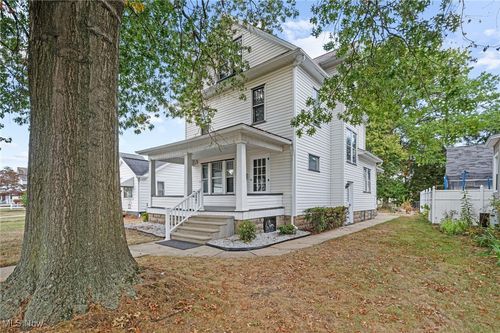 227 E Slingluff Ave, Dover, OH, 44622-1759 | Card Image