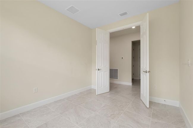 DEN | Image 48