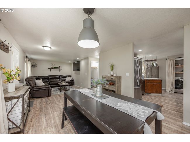 307 E Wilson St, House other with 3 bedrooms, 3 bathrooms and 3 parking in Yacolt WA | Image 6