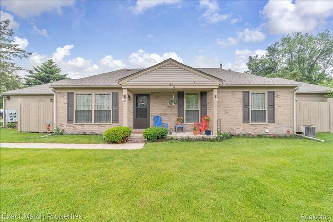 Southern facing, brick front ground level ranch. | Image 6