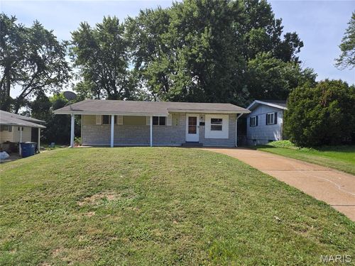 514 Banavie Dr, Saint Louis, MO, 63137-3723 | Card Image