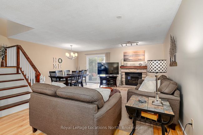 440 Oxbow Cres, Condo with 3 bedrooms, 2 bathrooms and 1 parking in Collingwood ON | Image 14