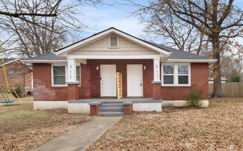 815 Stafford St, CLARKSVILLE, TN, 37040-4019 | Card Image