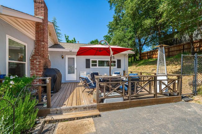 581 Crestview Dr, House other with 4 bedrooms, 1 bathrooms and null parking in Diamond Springs CA | Image 5