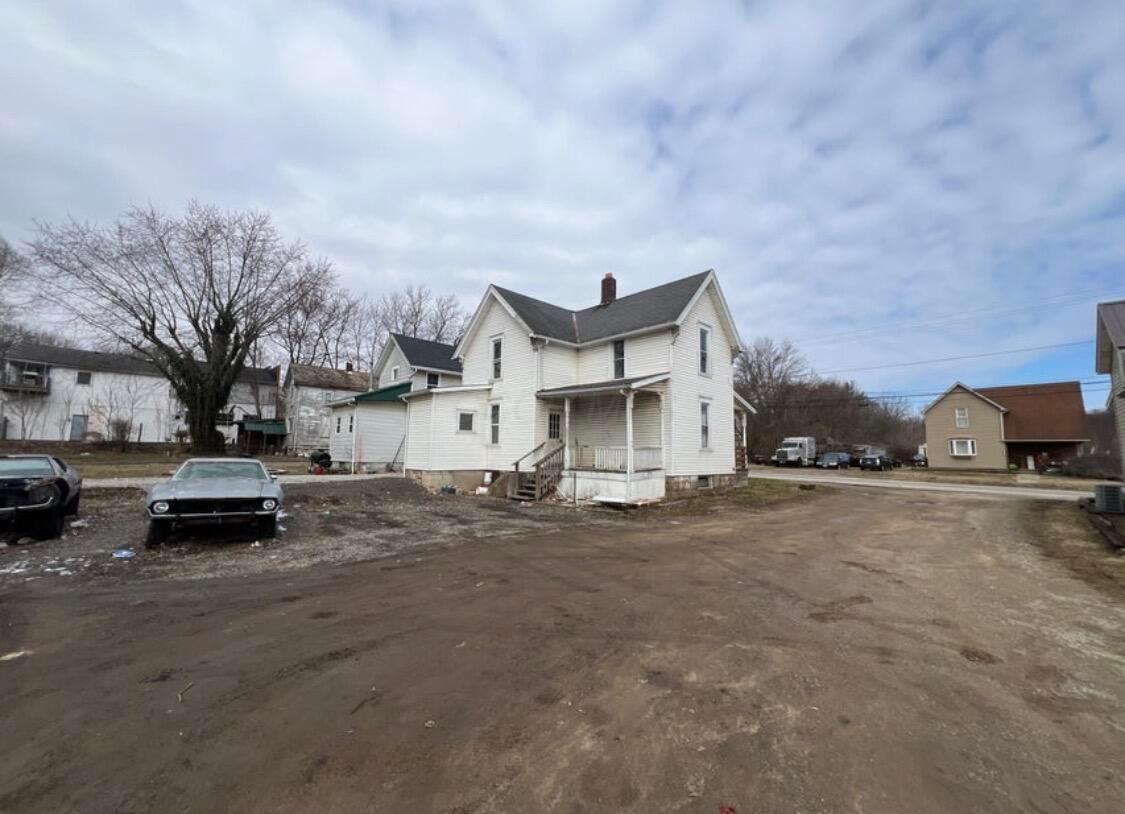 Commercial Sale in Mansfield