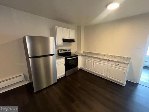 rear-712 Chestnut St, LEBANON, PA, 17042-5224 | Card Image
