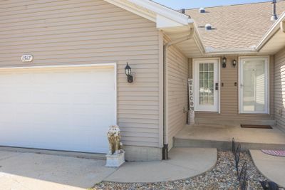 1517 Belclare Road, Townhouse with 3 bedrooms, 3 bathrooms and 2 parking in Normal IL | Image 3