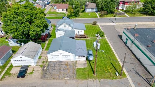 15 W 4th Ave N, Aurora, MN, 55705-1339 | Card Image