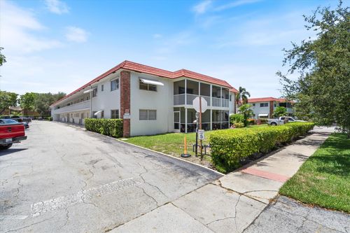 203-899 Se 2nd Ave, Deerfield Beach, FL, 33441-5575 | Card Image