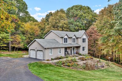 63 Amy Lane, House other with 3 bedrooms, 2 bathrooms and null parking in Bristol CT | Image 2